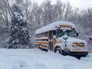 school-bus-snow